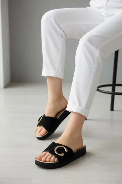 Mule Femme avec Ceinture Latérale et Semelle Cuir en Tunisie