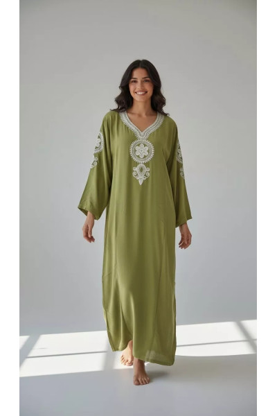 Jebba Longue pour Femme avec Broderies Royales | Mode Tunisie