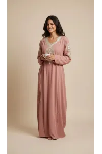 Jebba Longue pour Femme avec Broderies Royales | Mode Tunisie