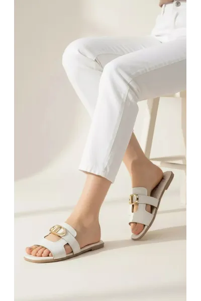Mules Plates Haut de Gamme avec Boucle Monogramme | Tunisie