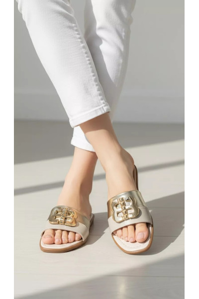 Mules Plates pour Femme avec Large Bride et Boucle Dorée | Tunisie