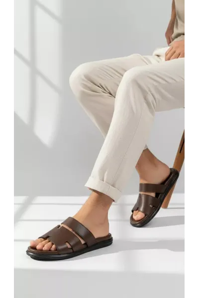 Mules pour Homme à Double Bride et Découpe Graphique | Tunisie