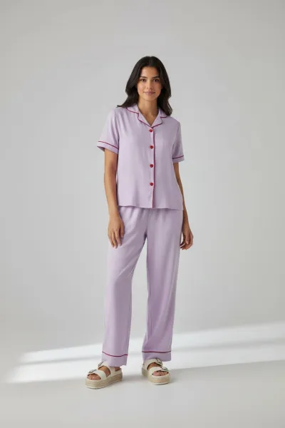 Pyjama Femme Style Chemise Motifs Cœurs | Confort & Élégance Tunisie