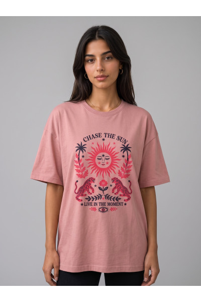 T-shirt Oversize Graphique Femme "Chase The Sun" | Tunisie
