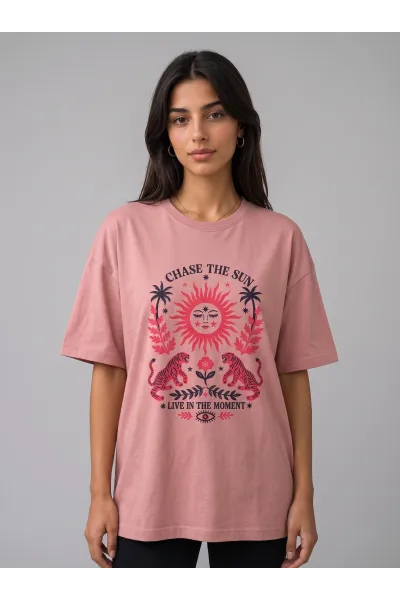 T-shirt Oversize Graphique Femme "Chase The Sun" | Tunisie