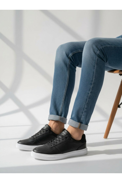 Chaussure homme Perforées avec Logo| Tunisie